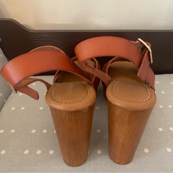 Vintage Limelight  Vegan Platform Sandals Shoe - Picture 3 of 13